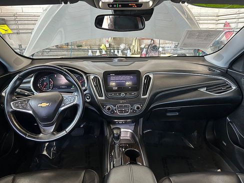 Used 2024 Chevrolet Malibu LT image 23