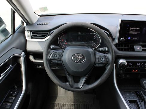 Used 2023 Toyota RAV4 XLE w/ Convenience Package FWD image 11