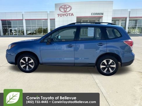 Used 2018 Subaru Forester 2.5i w/ Alloy Wheel Package AWD/4WD image 2
