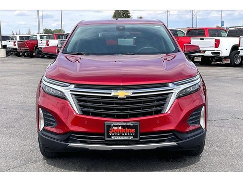 Used 2023 Chevrolet Equinox LT AWD/4WD image 3