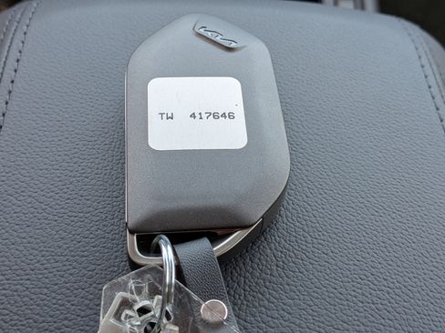 New 2026 Kia Sportage LX FWD image 36