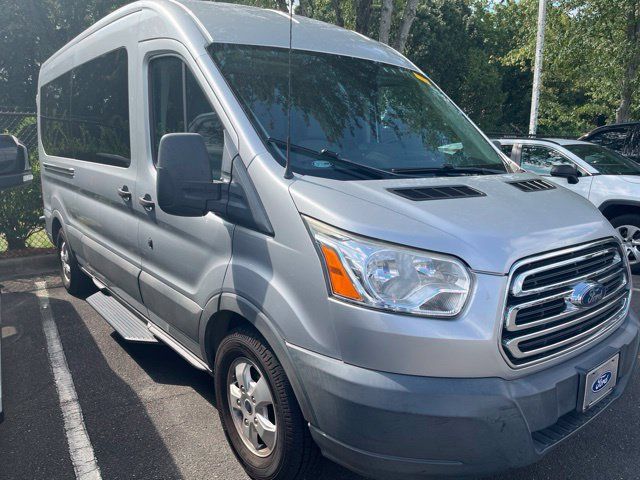Used 2017 Ford Transit 350 XLT RWD image 2