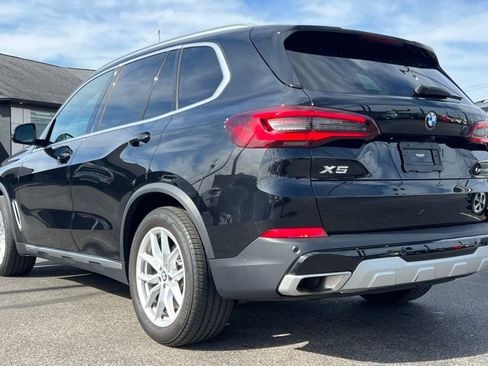 Used 2023 BMW X5 xDrive40i w/ Premium Package image 4