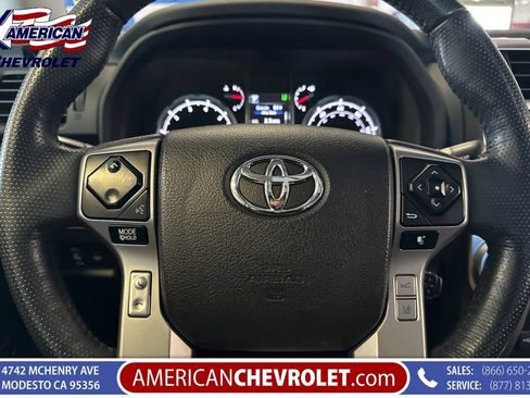 Used 2023 Toyota 4Runner Limited AWD/4WD image 33