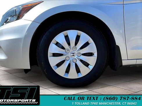 Used 2012 Honda Accord LX image 9