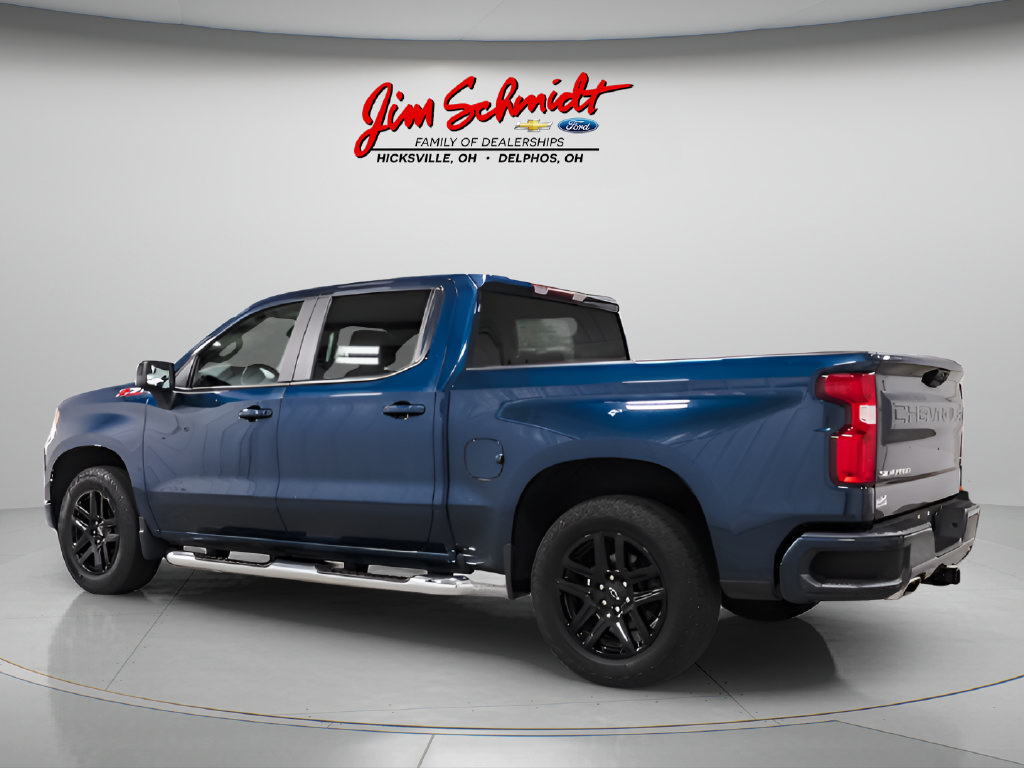 Used 2022 Chevrolet Silverado 1500 RST w/ Z71 Off-Road Package AWD/4WD image 4