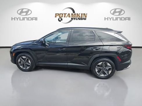 Certified 2025 Hyundai Tucson SEL FWD image 8
