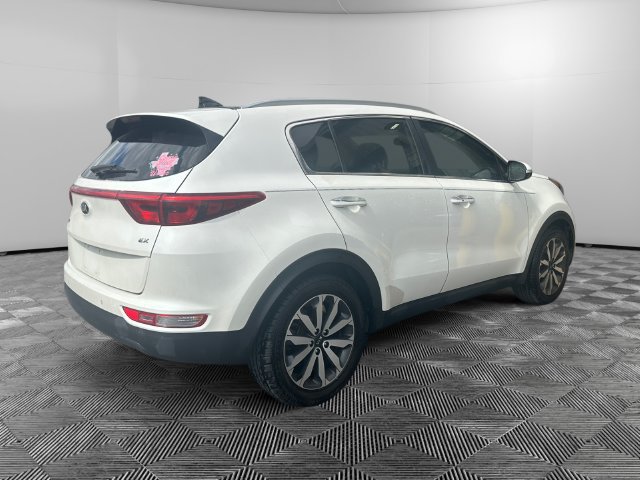 Used 2017 Kia Sportage EX w/ EX Technology Package FWD image 5