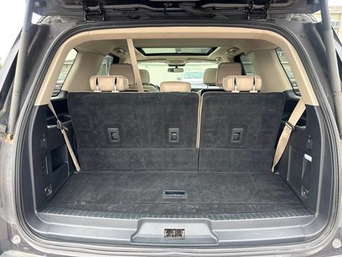Used 2024 Ford Expedition Limited AWD/4WD image 17