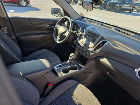Used 2024 Chevrolet Equinox LT image 43