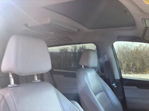 Used 2018 Honda Odyssey EX-L image 19