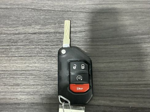 Used 2020 Jeep Gladiator Sport w/ Quick Order Package 24S image 37