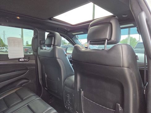 Used 2021 Jeep Grand Cherokee Limited w/ Quick Order Package 28K 80th AWD/4WD image 16