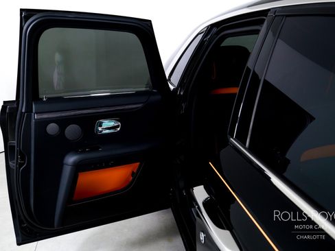 Used 2021 Rolls-Royce Ghost image 25