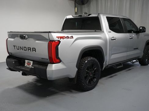 Used 2025 Toyota Tundra Limited w/ TRD Off-Road Package AWD/4WD image 8
