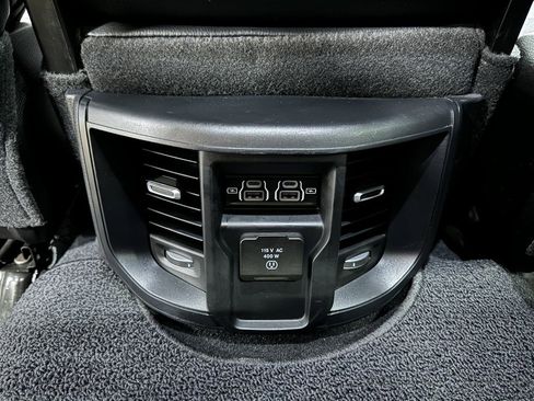 Used 2024 RAM 2500 Laramie AWD/4WD image 28