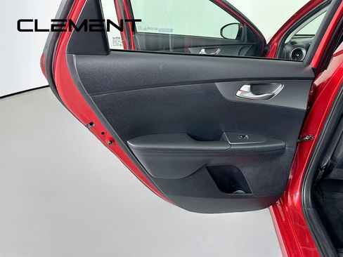Used 2019 Kia Forte LXS FWD image 29