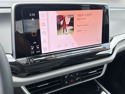 New 2026 Volkswagen Atlas Peak Edition AWD/4WD image 23