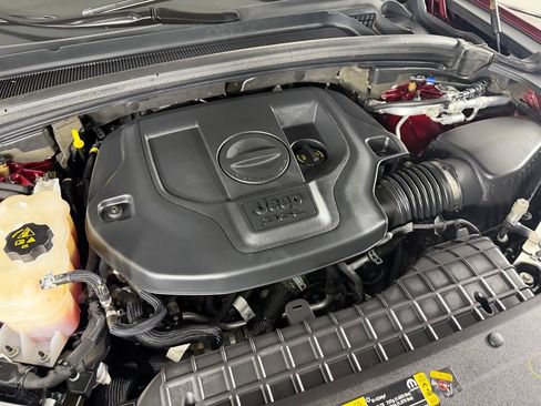 Certified 2023 Jeep Grand Cherokee Overland w/ Luxury Tech Group IV AWD/4WD image 34
