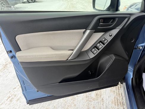 Used 2016 Subaru Forester 2.5i Premium image 9