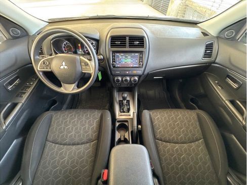 Used 2023 Mitsubishi Outlander Sport ES image 15