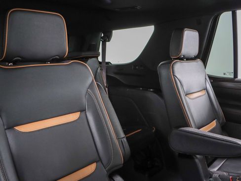 Used 2024 GMC Yukon AT4 w/ Max Trailering Package image 32