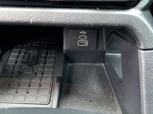 Certified 2024 Ford Ranger XLT w/ Equipment Group 301A High image 30