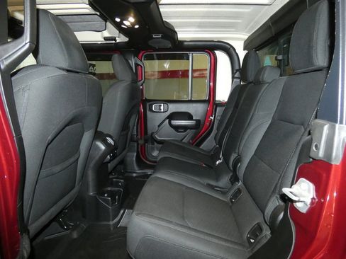 Used 2022 RAM 1500 Big Horn image 23