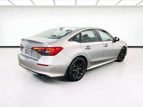 Used 2023 Honda Civic Sport image 4