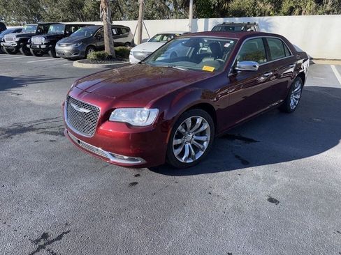 Used 2019 Chrysler 300 Limited w/ Safetytec Plus Group image 1