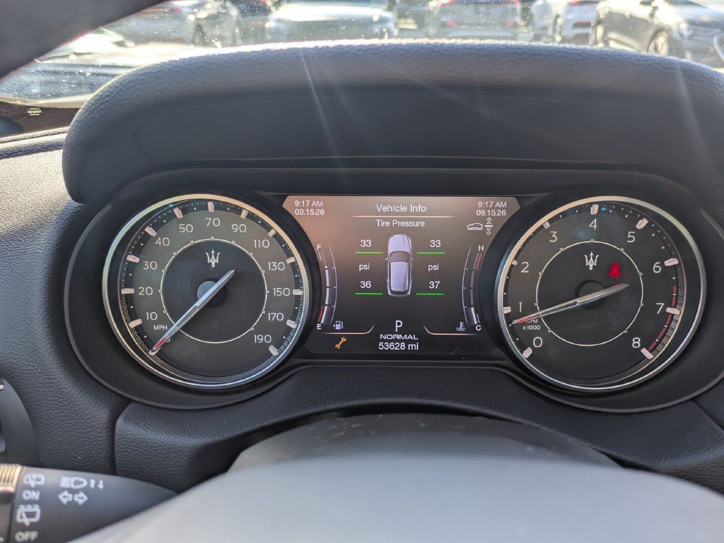 Used 2021 Maserati Levante S AWD/4WD image 40