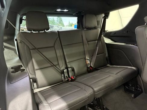 Used 2025 Chevrolet Tahoe Z71 w/ Z71 Off-Road Package image 31