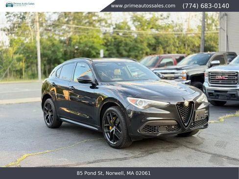 Used 2021 Alfa Romeo Stelvio Ti Sport AWD/4WD image 1