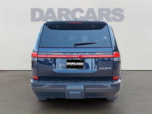 Used 2024 Lexus GX 550 w/ Cold Area Package AWD/4WD image 5