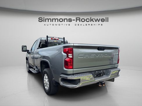 Used 2024 Chevrolet Silverado 3500 LT w/ Convenience Package AWD/4WD image 3