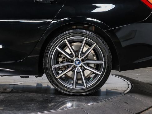 Used 2022 BMW 330e RWD image 10
