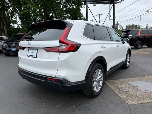 Used 2025 Honda CR-V EX image 9