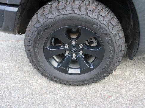 Used 2022 RAM 1500 Rebel w/ Rebel Level 2 Equipment Group AWD/4WD image 14
