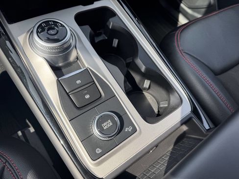 Used 2023 Ford Explorer ST-Line w/ Class IV Trailer Tow Package image 16