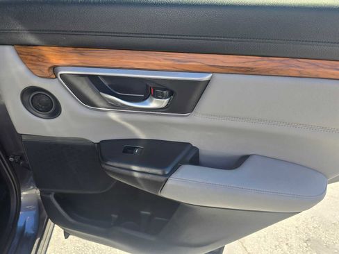 Used 2017 Honda CR-V EX-L image 13