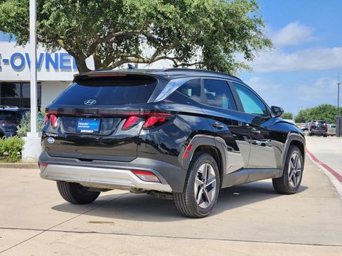 Certified 2026 Hyundai Tucson SEL FWD image 3