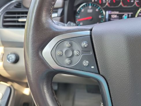 Used 2020 Chevrolet Suburban Premier RWD image 23