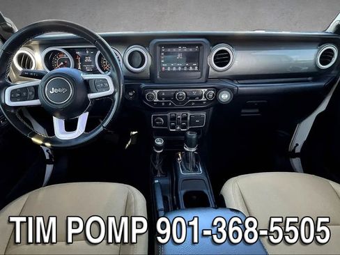 Used 2020 Jeep Wrangler Unlimited Sahara AWD/4WD image 7