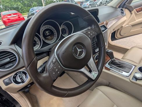 Used 2012 Mercedes-Benz C 300 4MATIC Sedan image 9