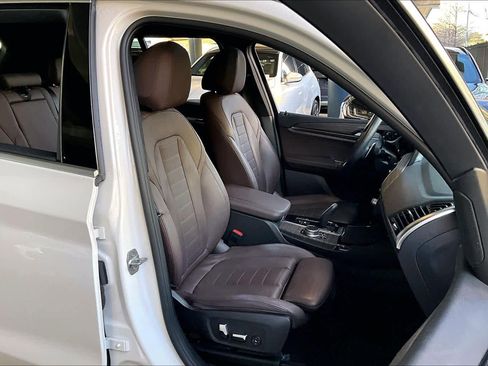 Used 2020 BMW X3 sDrive30i w/ Premium Package image 8