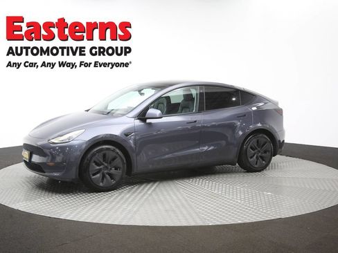 Used 2022 Tesla Model Y Long Range AWD/4WD image 52