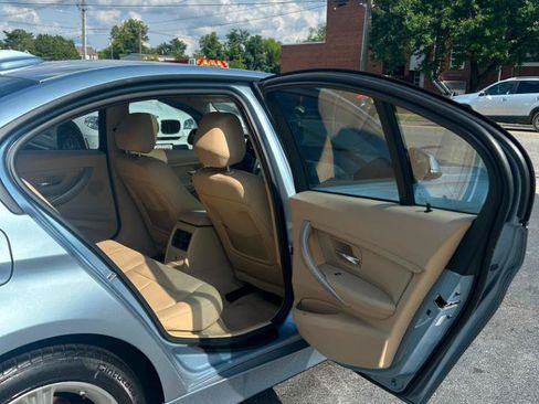 Used 2015 BMW 320i xDrive Sedan AWD/4WD image 18