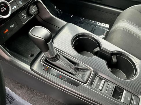 Used 2023 Honda Civic Sport image 16