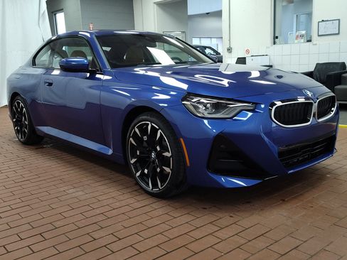 Used 2026 BMW 230i xDrive Coupe w/ Premium Package AWD/4WD image 6