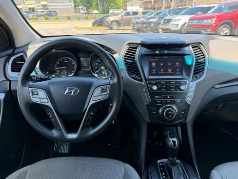 Used 2019 Hyundai Santa Fe XL SE FWD image 31